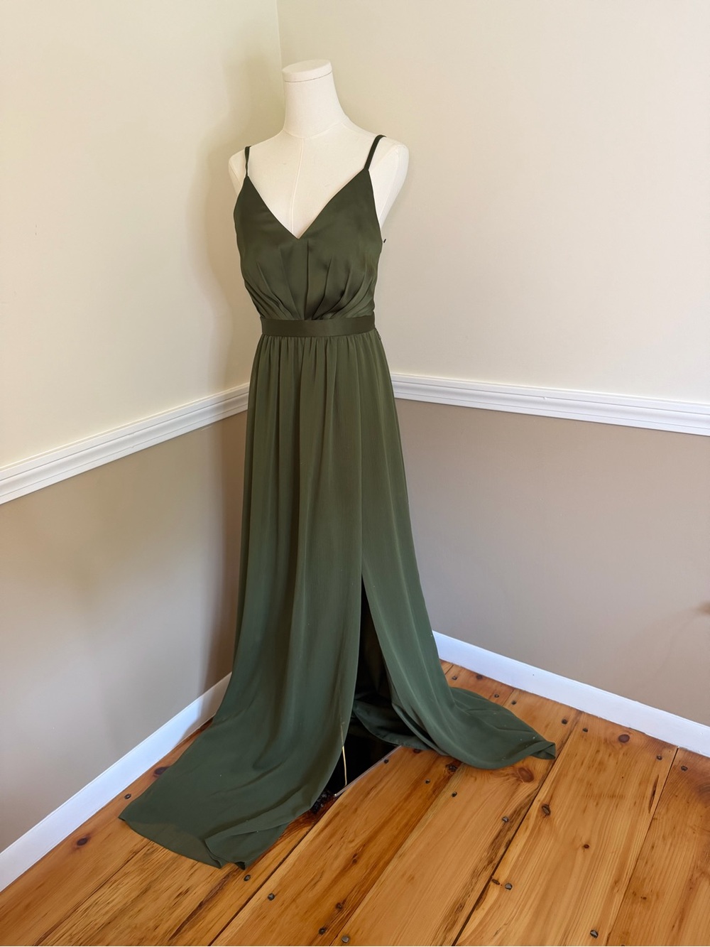 Elegant Olive Green Spaghetti Strap Maxi Dress